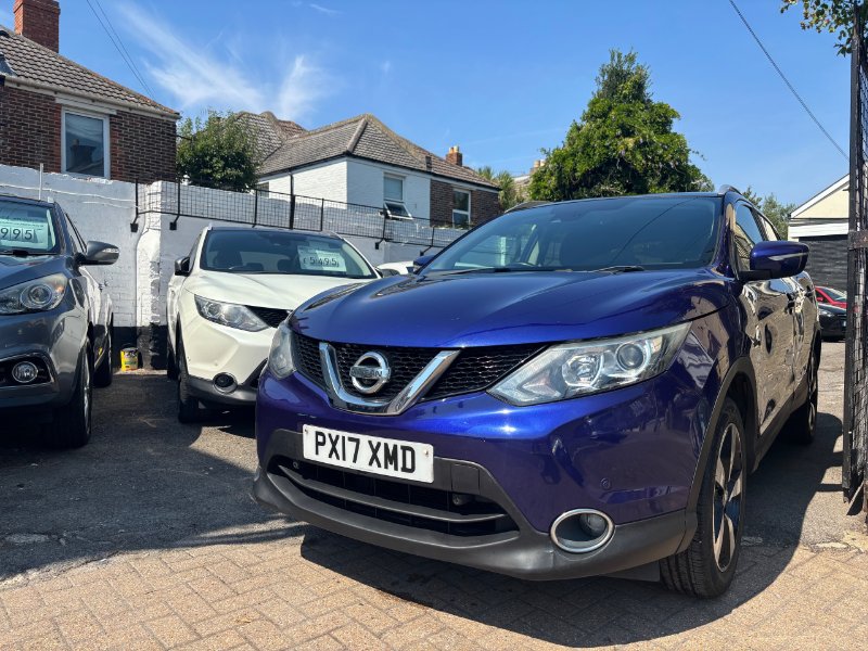 Blue Nissan Qashqai 1.2 DIG-T N-Connecta SUV 5dr Petrol Manual 2WD Euro 6 s/s 115 ps