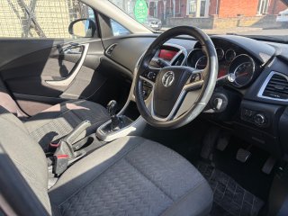 /photos/11952/57f7d89b-5b37-c1ef-d347-2618d67ea0e3_i320x240.jpg
