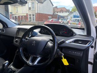 /photos/11952/f0986392-a2eb-b405-40f8-e3dab296ac94_i320x240.jpg